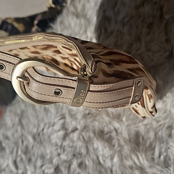 Dior Authentic Beige/Brown Leopard Printed Fabric and Leather Buckle Handle Hobo - Picture 11 of 15